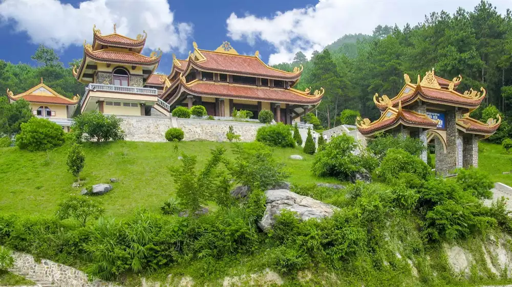 Du lịch Tây Thiên - Thiền Viện Trúc Lâm