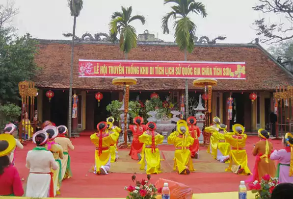 Lễ hội chùa Tích Sơn